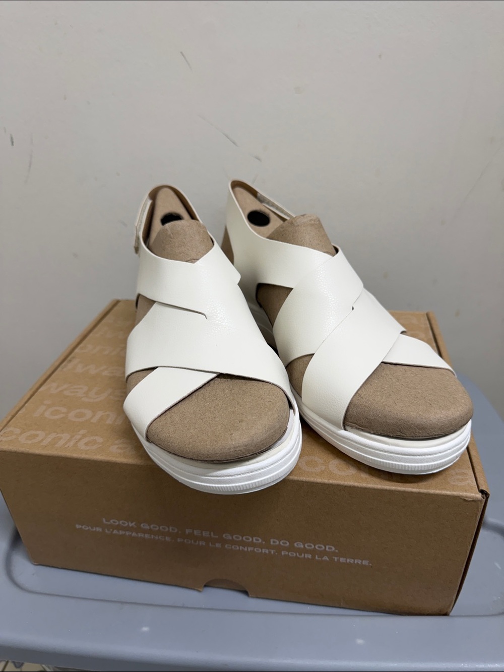 Dr. Scholl's White and Tan Cross-Strap Comfort Sandal - Picture 2 of 4